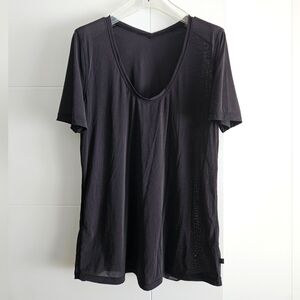 💥Lululemon 6 Sheer Black Top T-shirt M